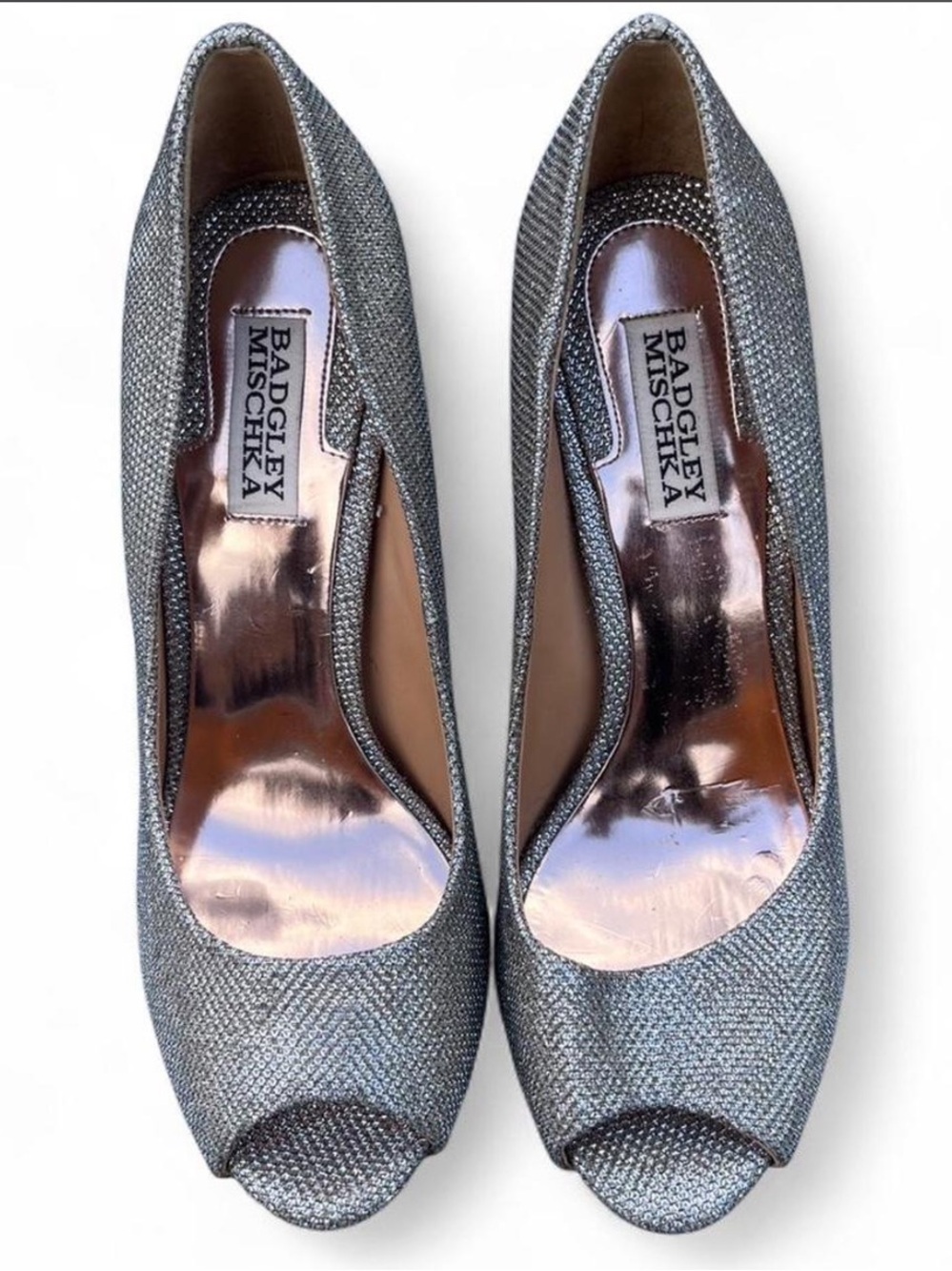 Badgley Mischka Kassidy II silver glitter peep-toe pumps Size 8.5